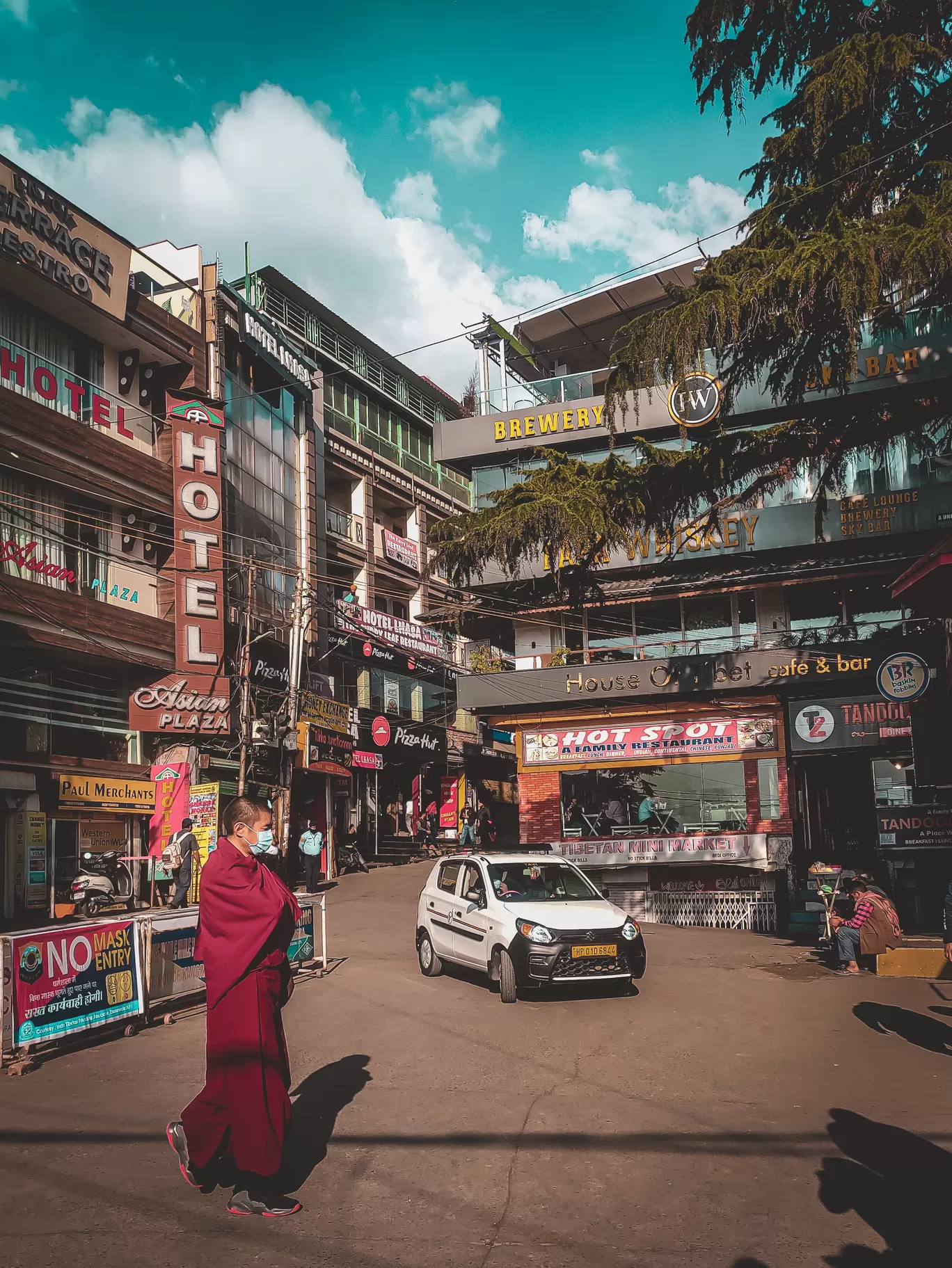 Photo of McLeodganj Market By Ordinary Traveller 