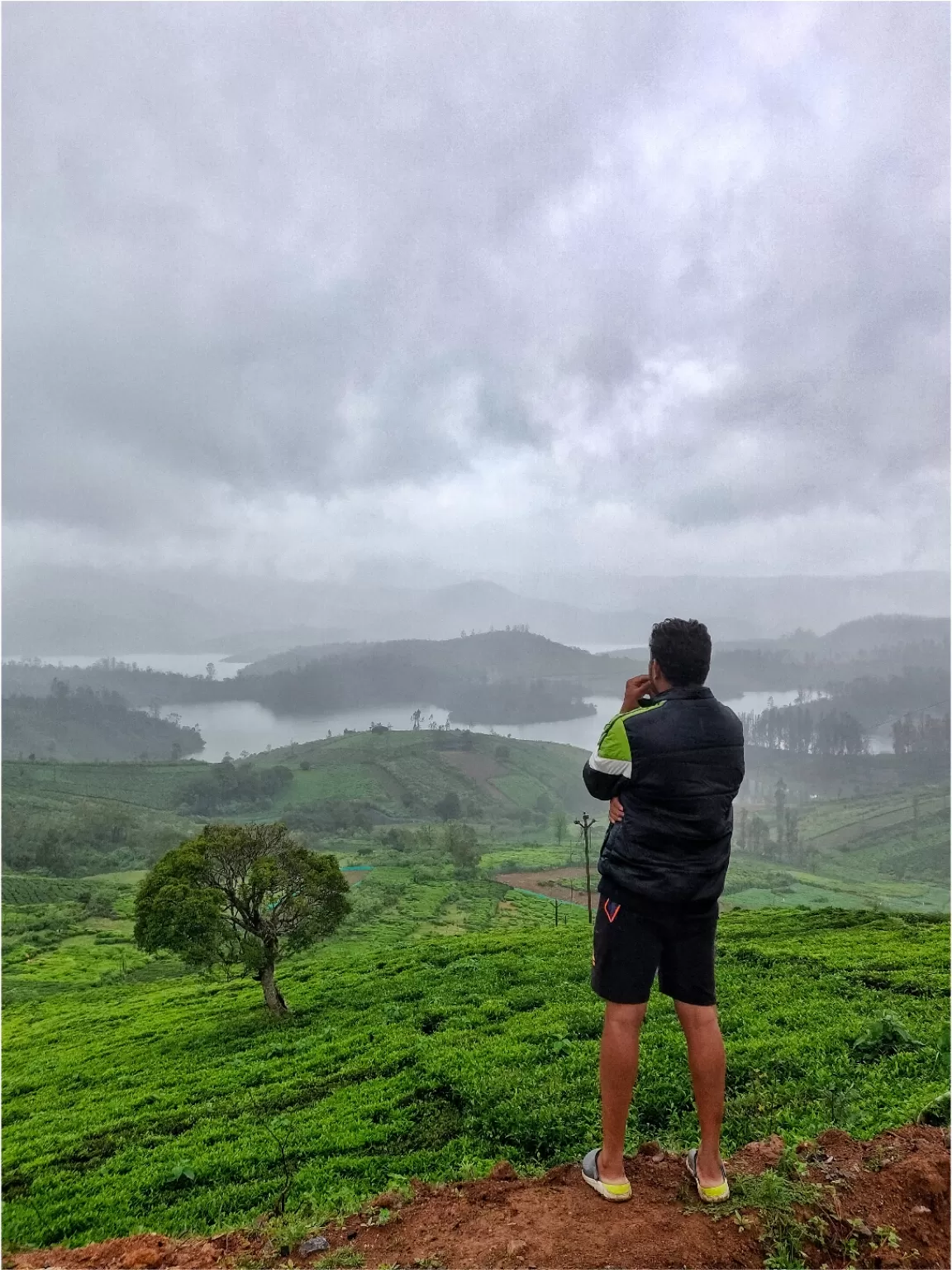 Photo of Avalanche Hill Top View Point By vino-gowthaman