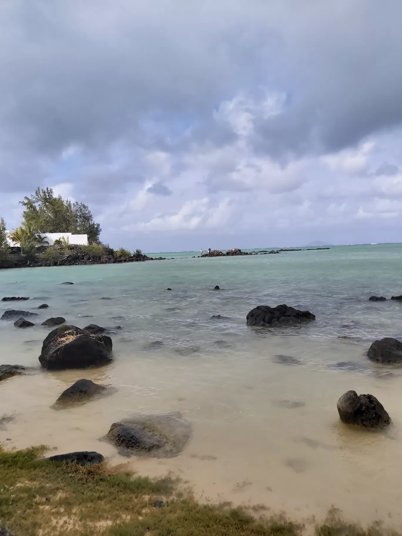 Photo of Pointe aux Piments Public Beach By Lakshaaaa