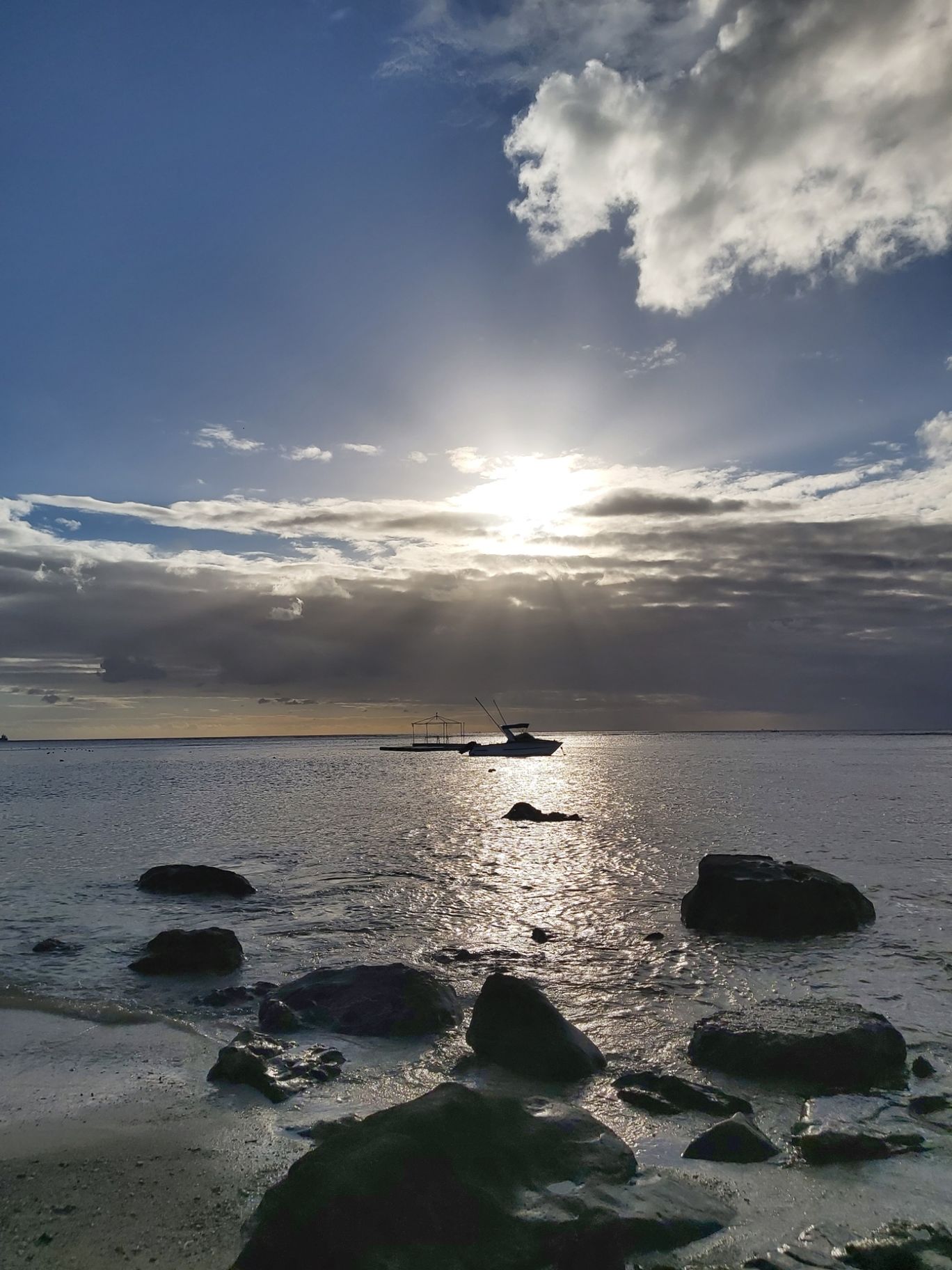 Photo of Pointe aux Piments Public Beach By Lakshaaaa