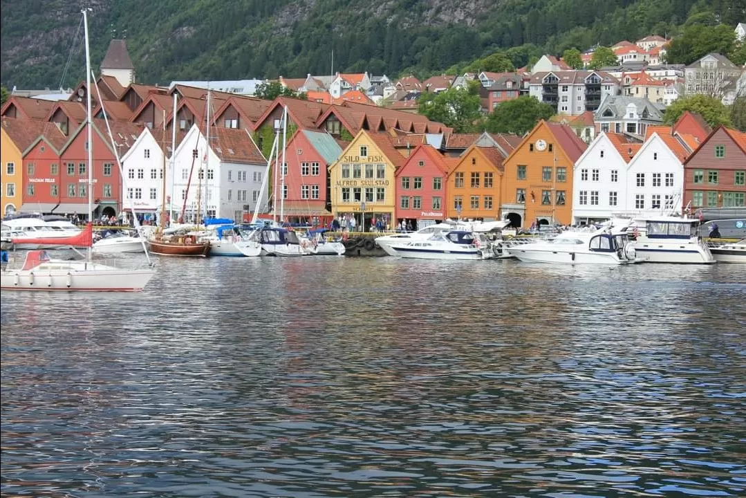 Photo of Bergen By Jublee Mazumdar