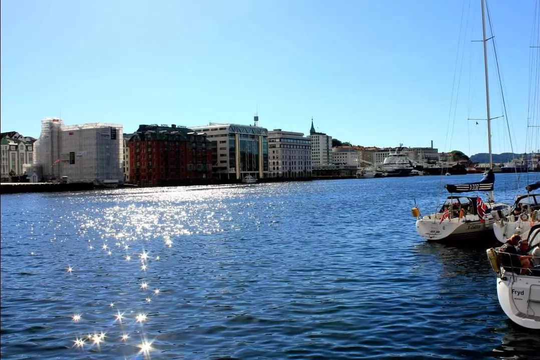 Photo of Bergen By Jublee Mazumdar