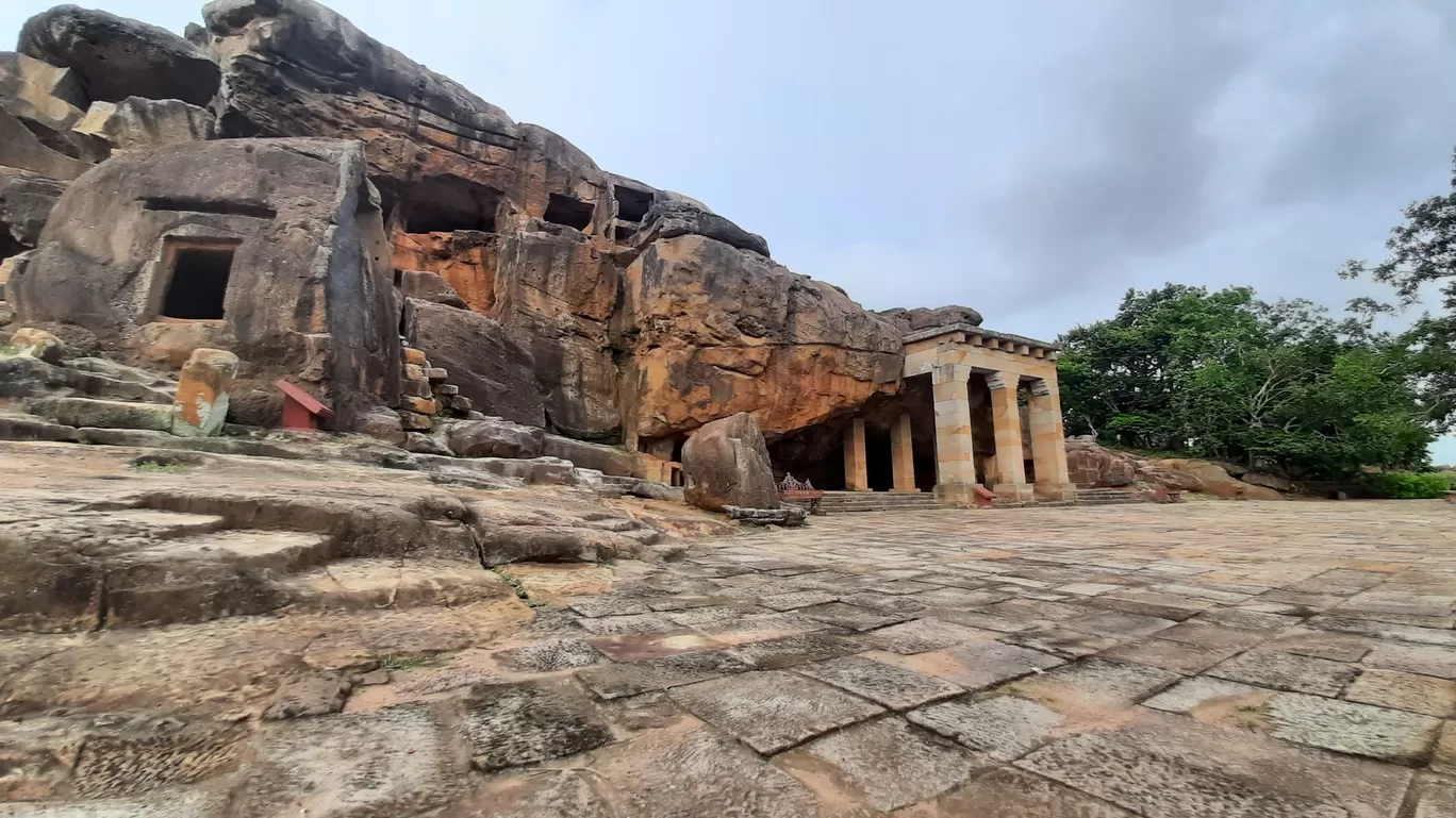 Photo of Udaygiri and Khandagiri Caves By Varsha Banerjee