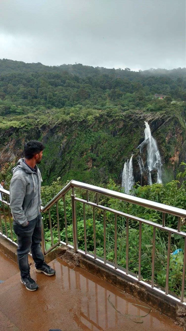 Photo of Jog Falls By Yuv Raj