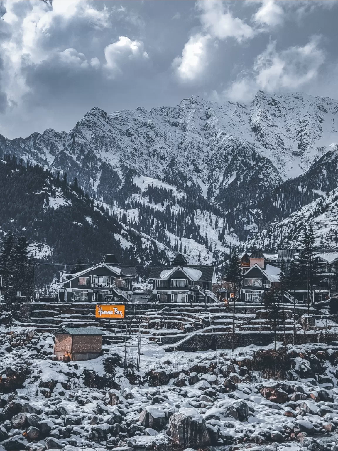 Photo of Manali By Aakash Vishwakarma