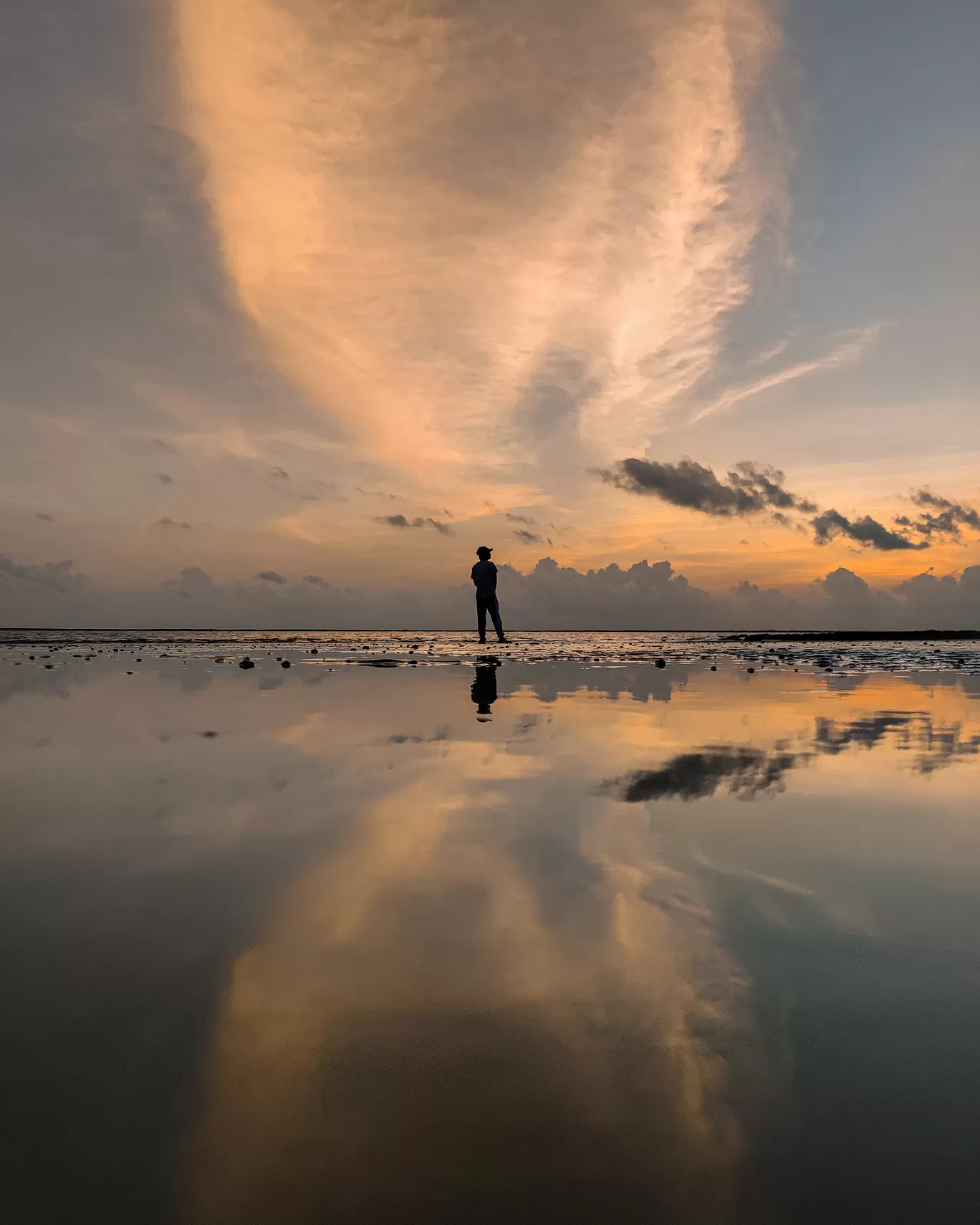 Photo of Bhuigaon Beach By Aakash Vishwakarma