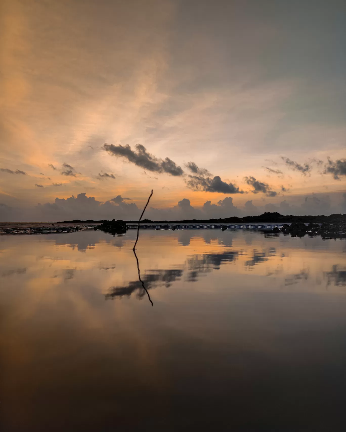 Photo of Bhuigaon Beach By Aakash Vishwakarma