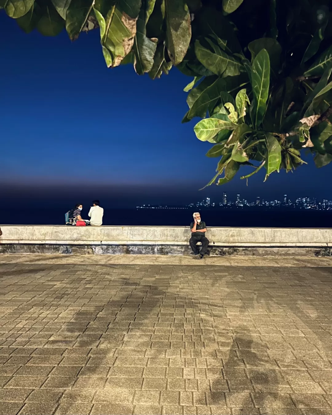 Photo of Marine Drive By Aakash Vishwakarma