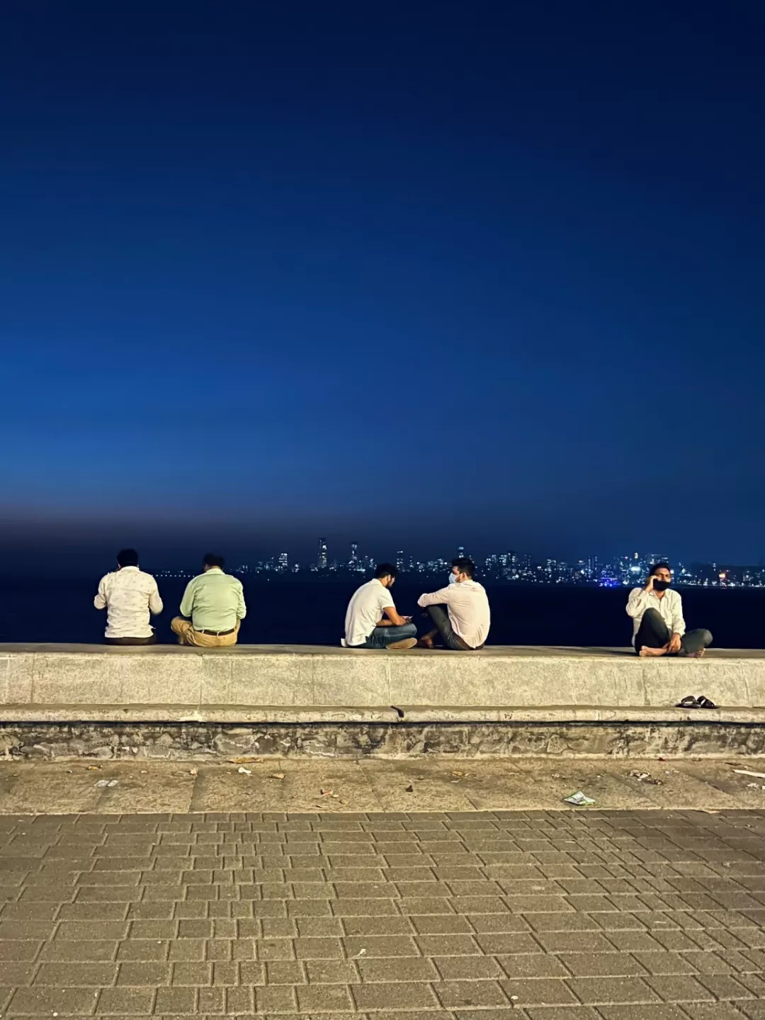 Photo of Marine Drive By Aakash Vishwakarma