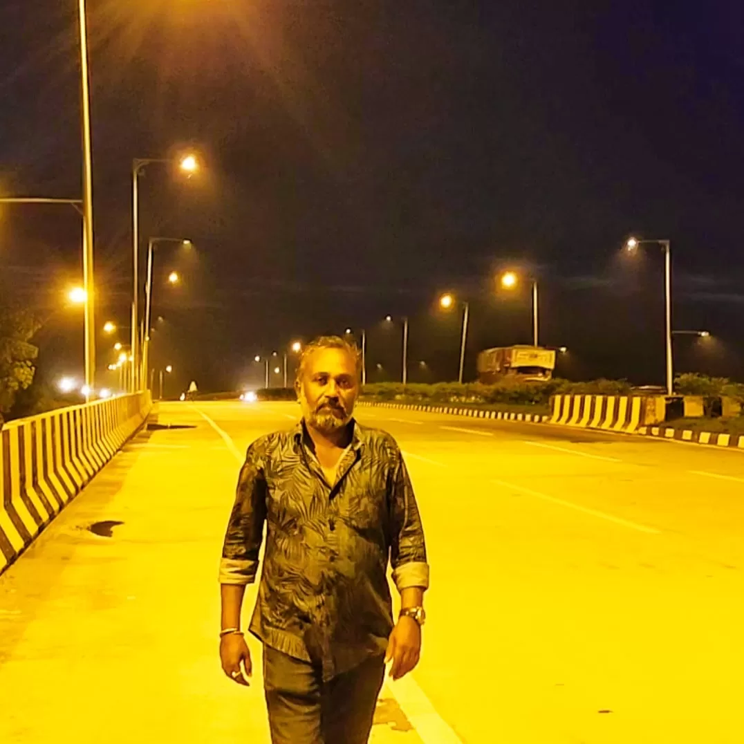 Photo of Taj Express Highway By Sahil Sultanpuri Lyricist