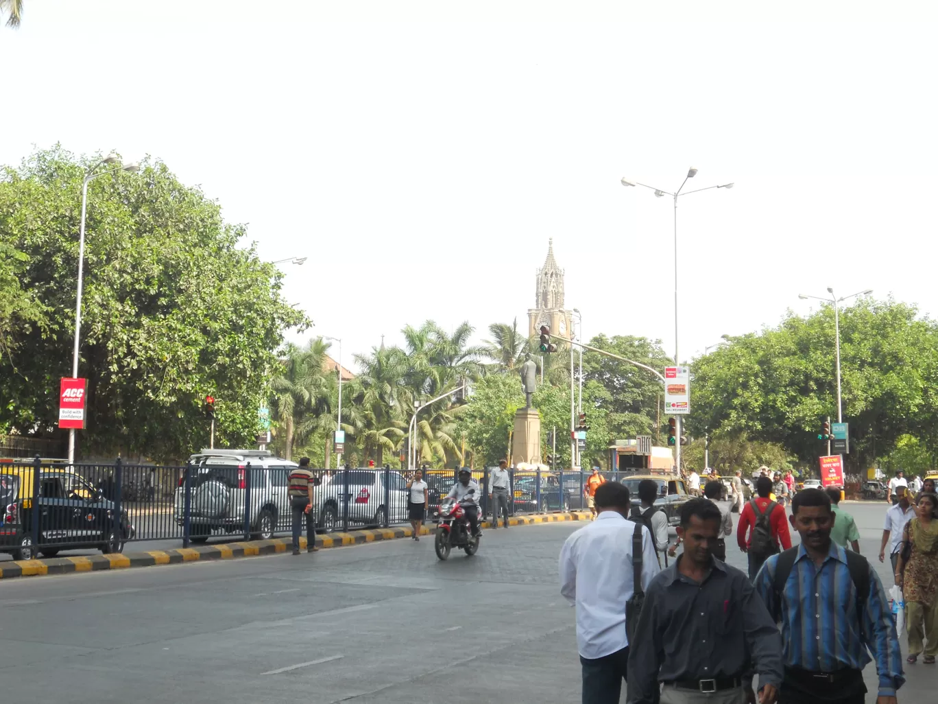 Photo of Churchgate By Roaming Mayank