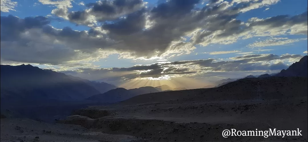 Photo of Srinagar - Ladakh Road By Roaming Mayank