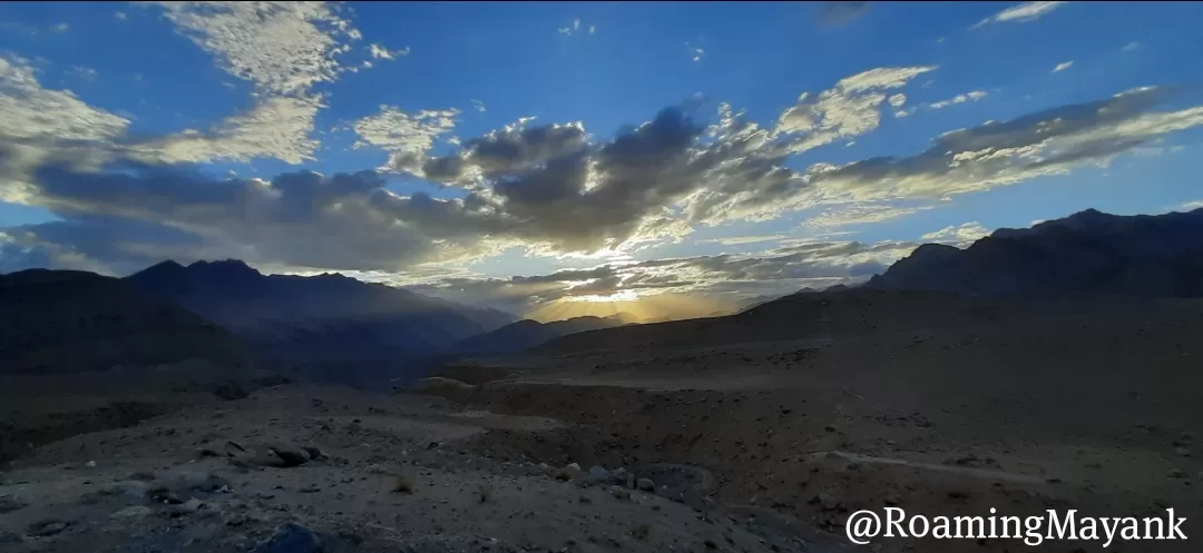 Photo of Srinagar - Ladakh Road By Roaming Mayank