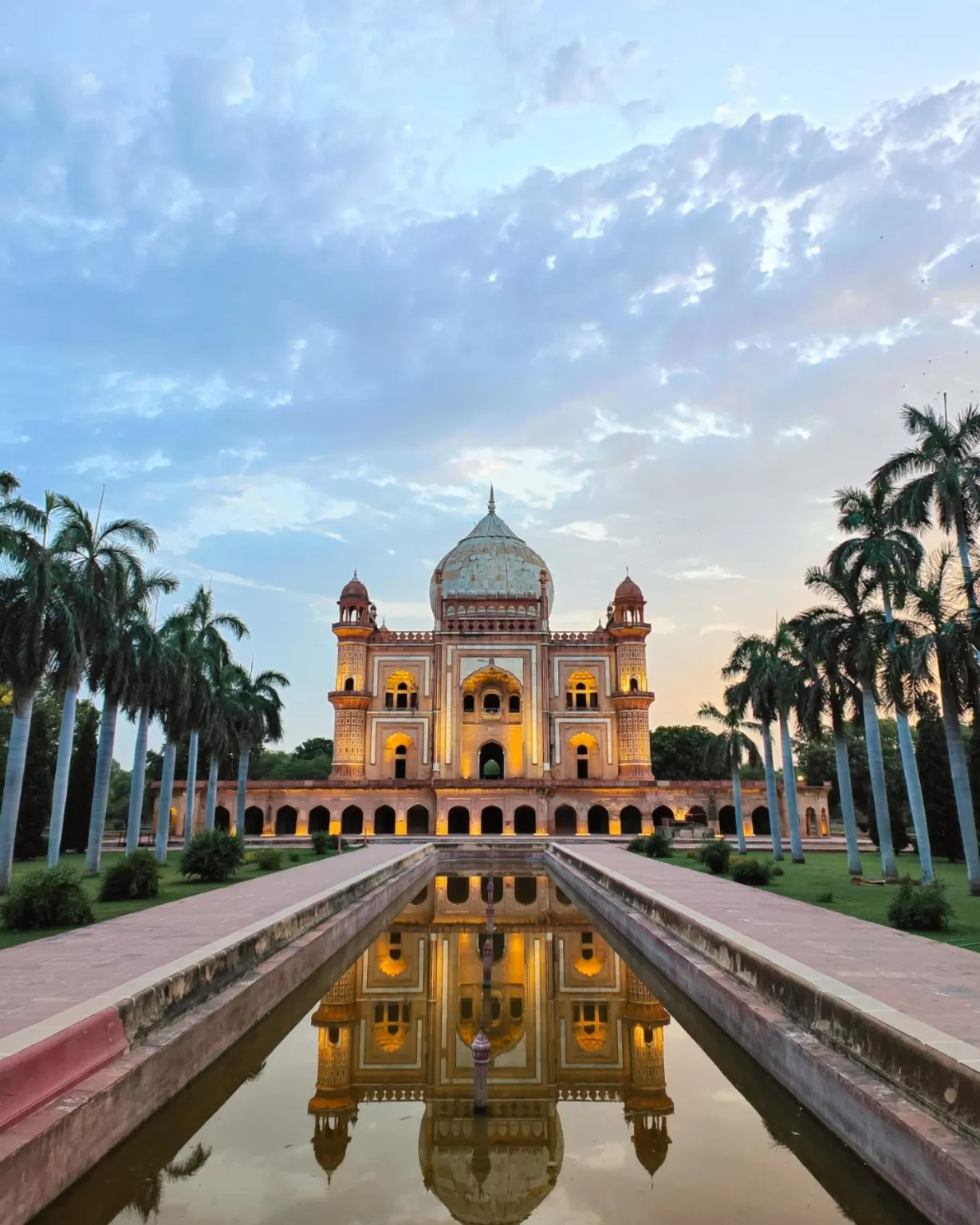 Photo of Safdarjung Tomb By ABHISHEK YADAV