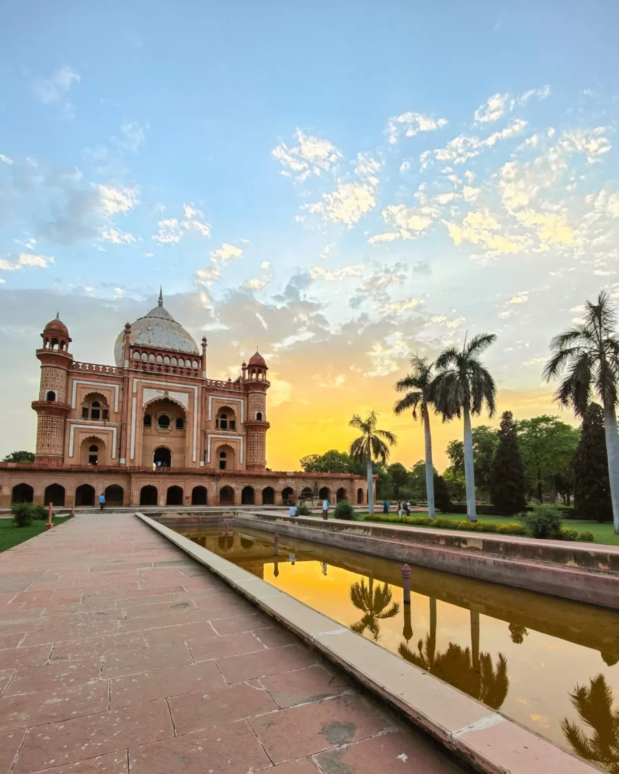 Photo of Safdarjung Tomb By ABHISHEK YADAV