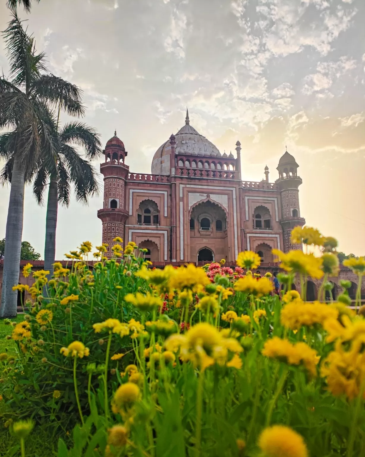 Photo of Safdarjung Tomb By ABHISHEK YADAV