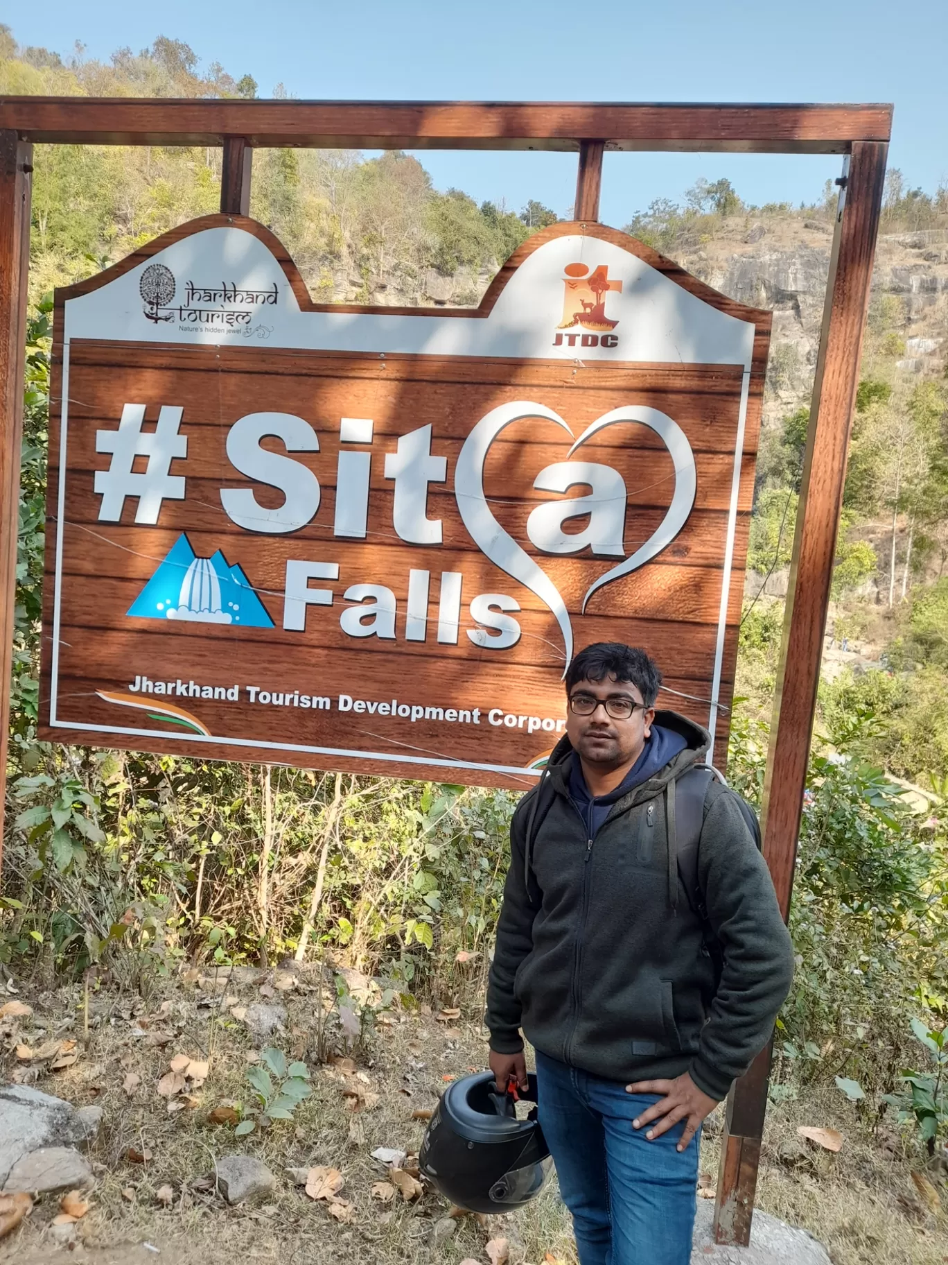 Photo of Sita Falls Road By Sumant Kumar