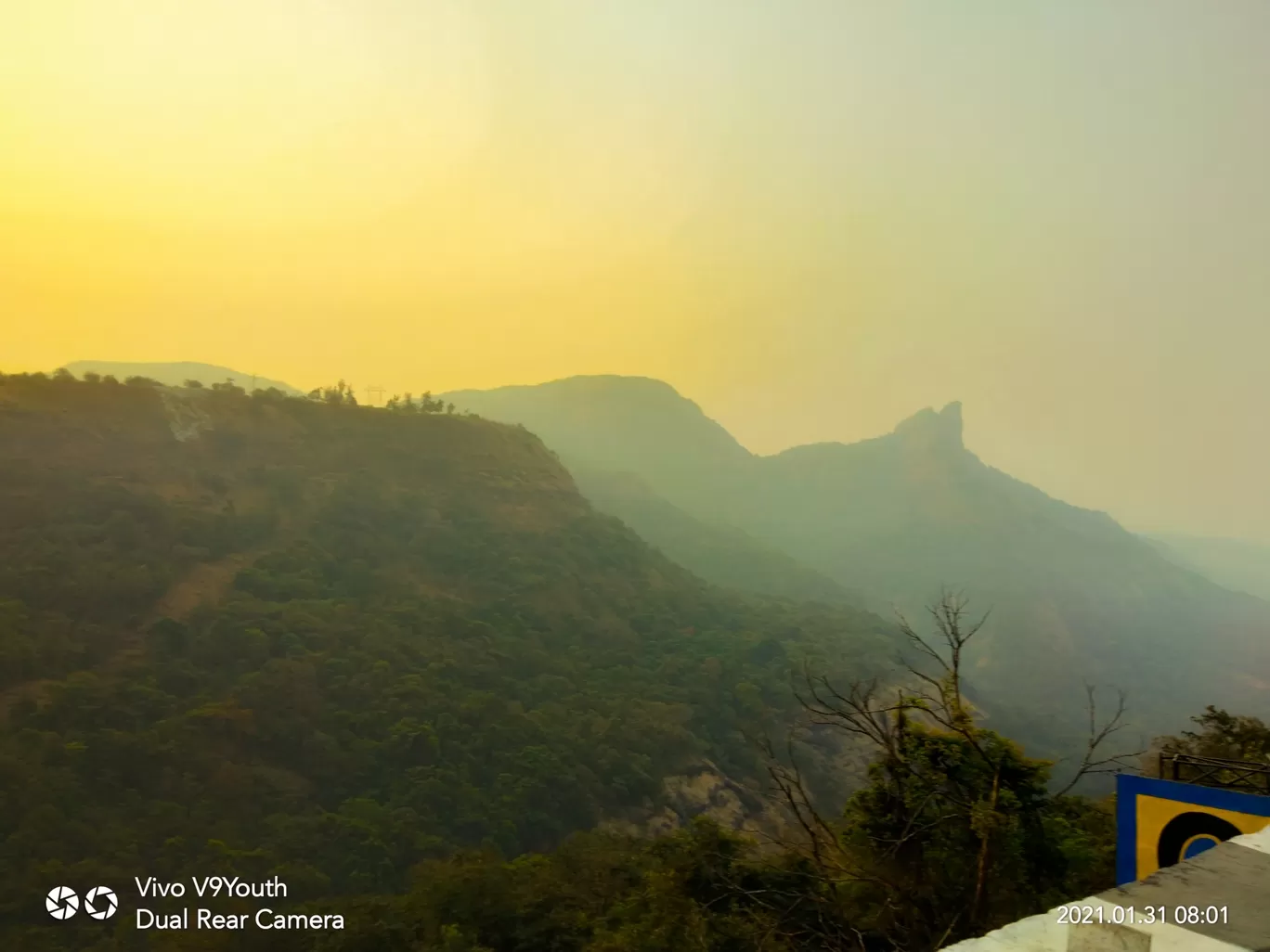 Photo of Lonavala By Lakhan Sawakhande