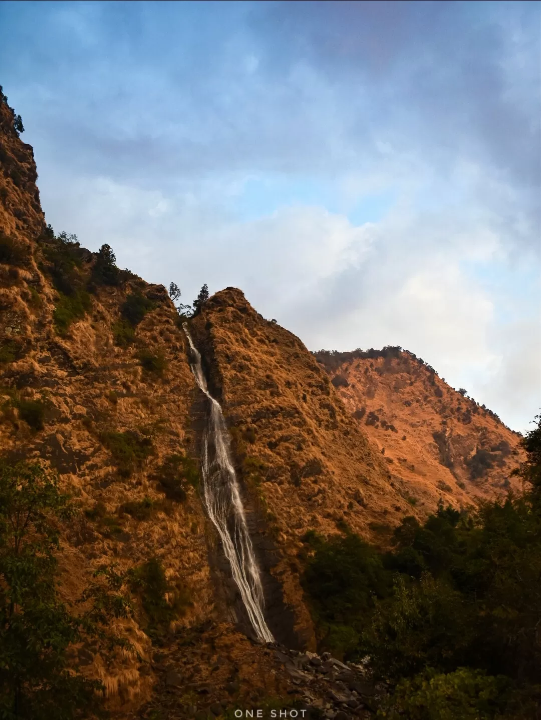 Photo of Birthi Water Fall By Divesh singh