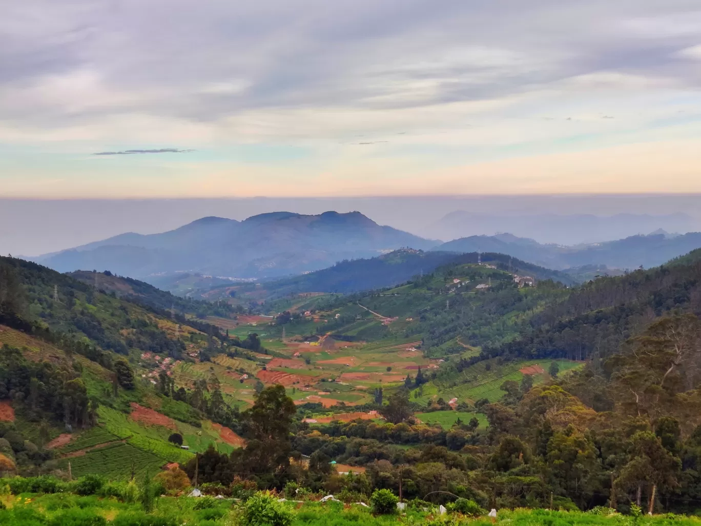 Photo of Ooty hills station By shikhar khatri