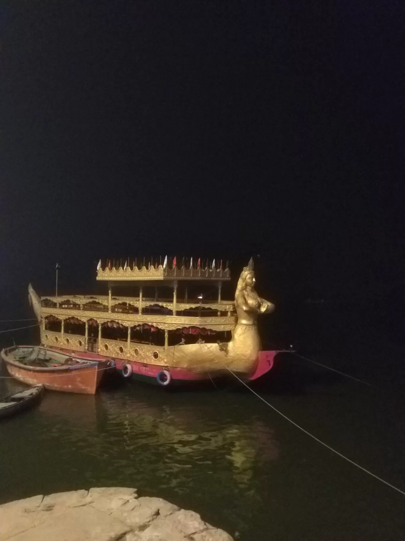 Photo of Assi Ghat(अस्सी घाट) By globaltour2107@gmail.com