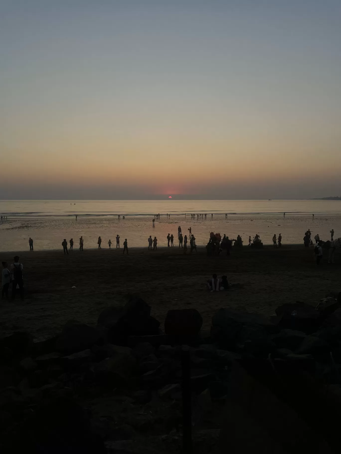 Photo of Versova Beach By Anzari Saeed