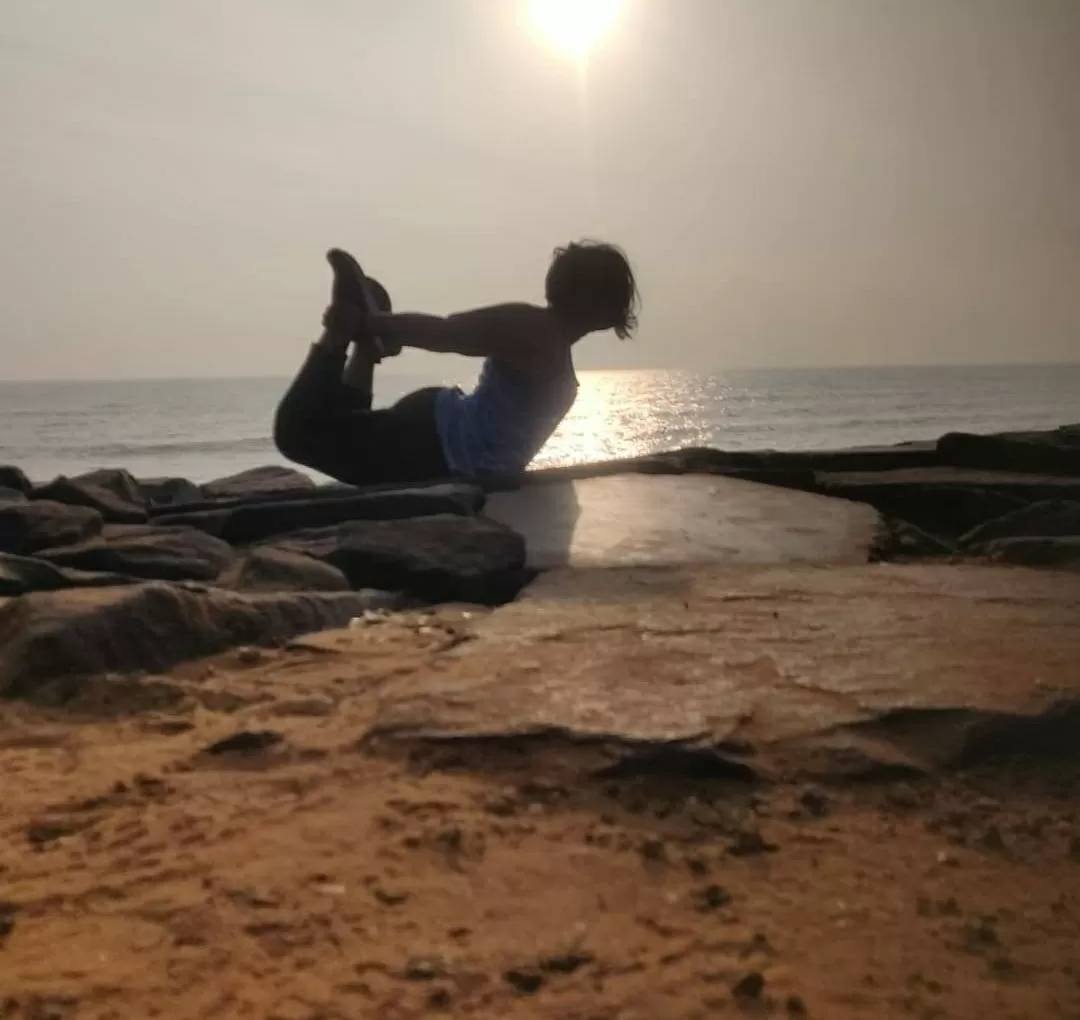 Photo of Pondicherry Beach By Poonam Kokane