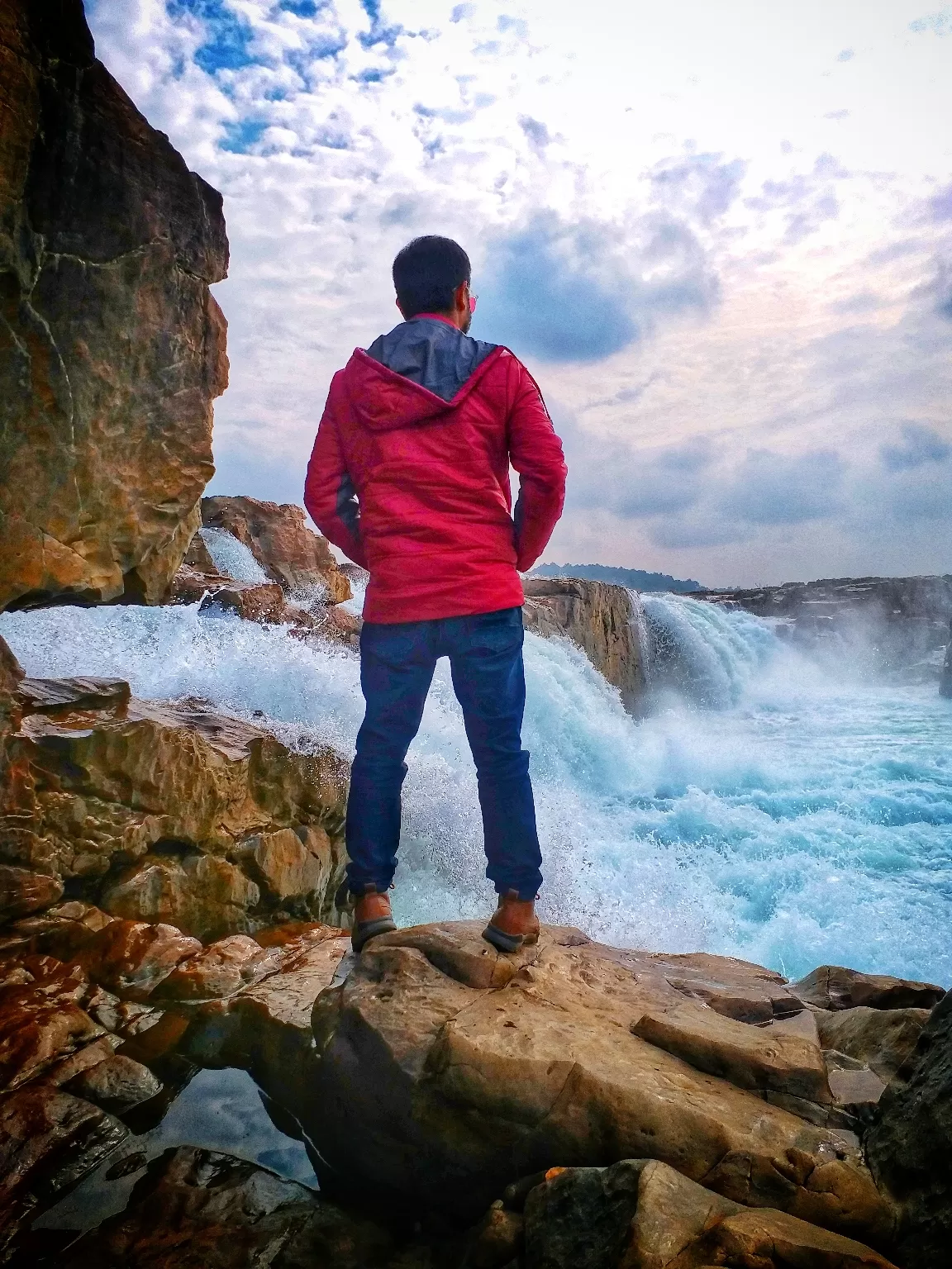 Photo of Panimur Waterfalls By Bitu Kalita