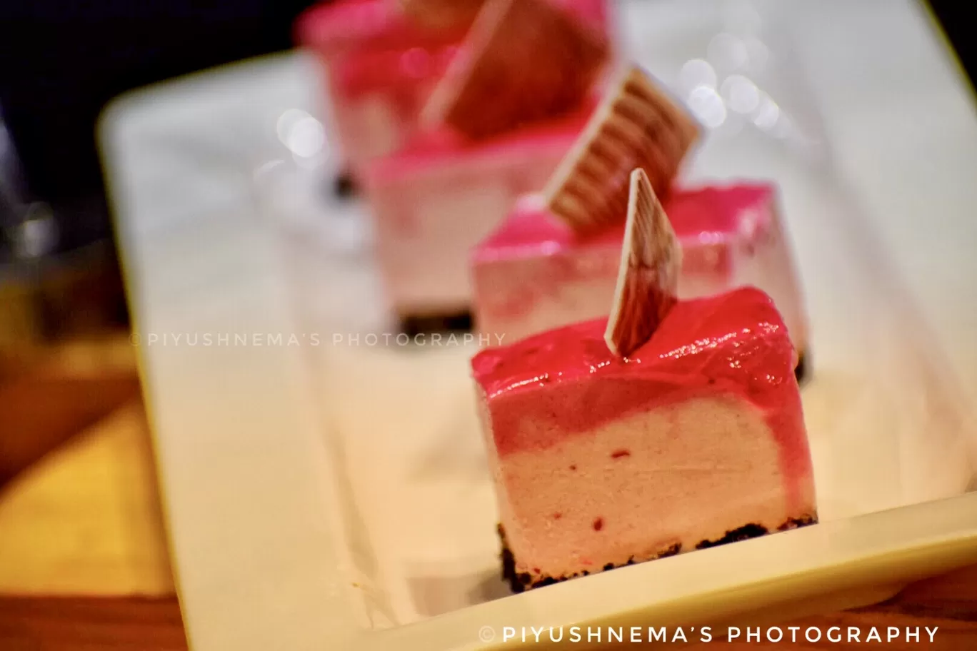 Photo of Radisson Blu Hotel Indore By Travelmonkeyyyy