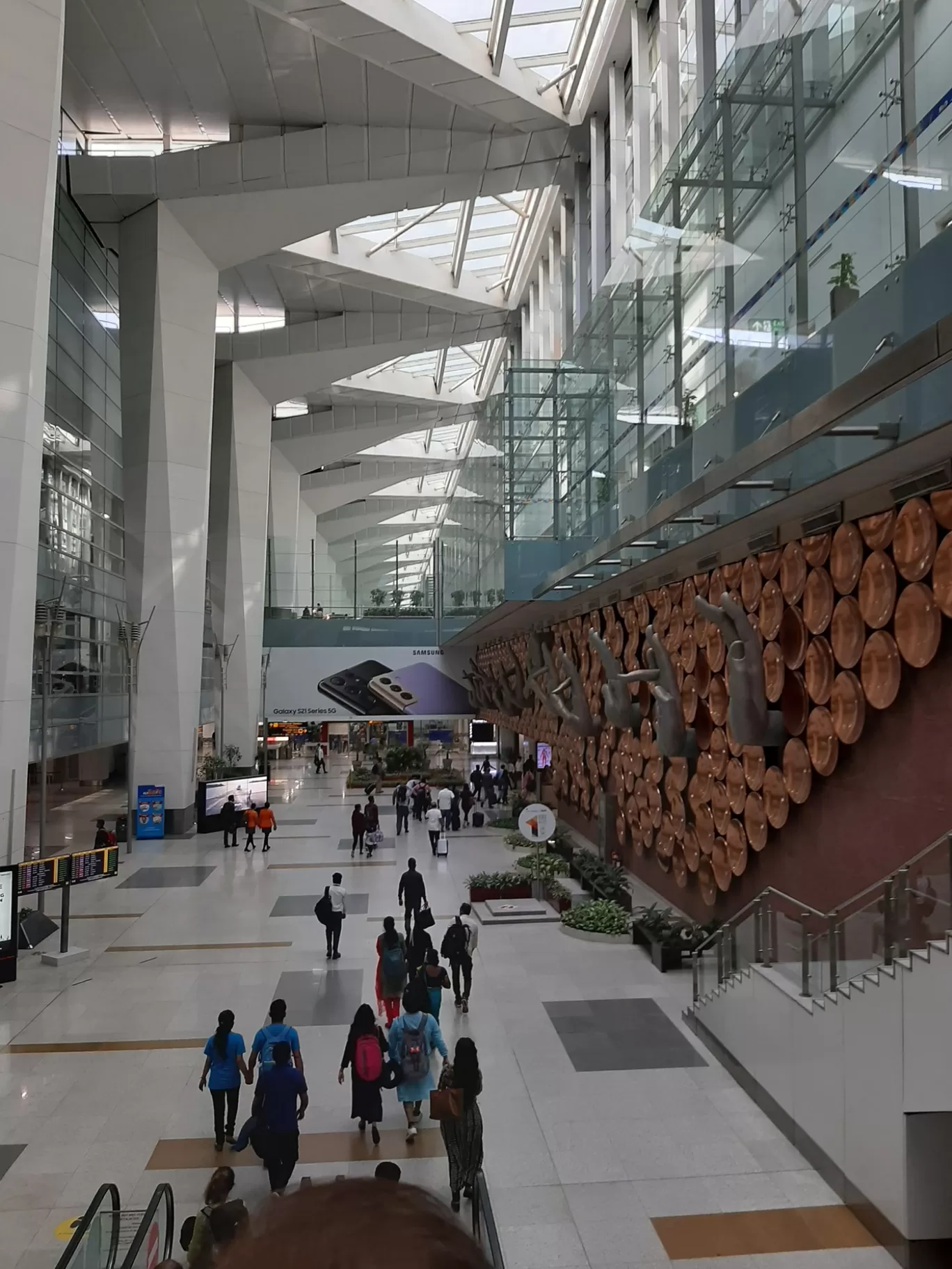 Photo of IGI Airport Terminal 3 Metro Station By Pankaj