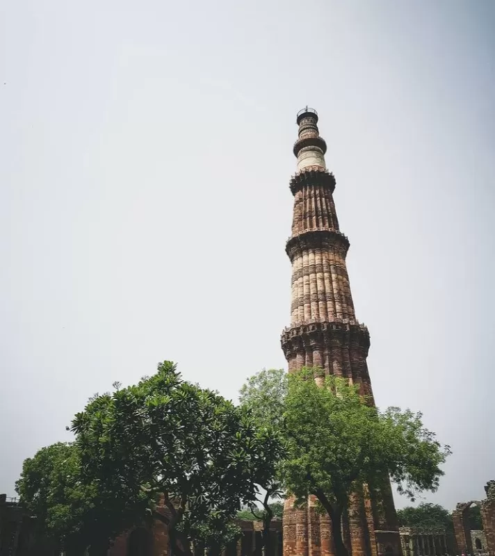 Photo of Qutub Minar By Khushi Jain