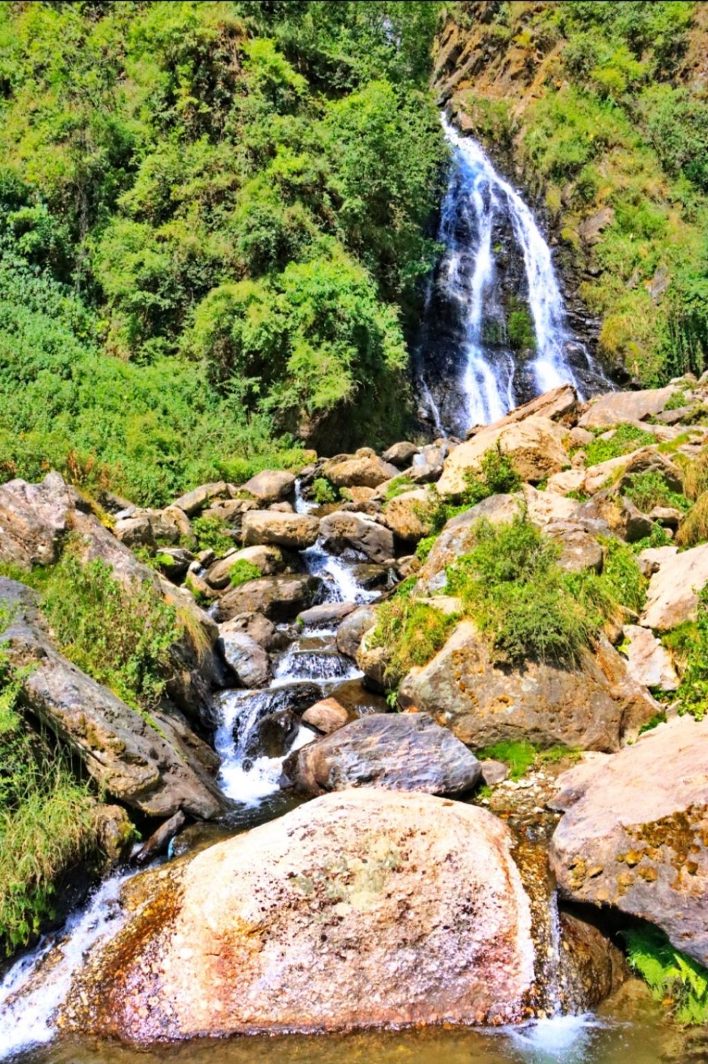 Photo of Bangoru Waterfall By Ranjeet Pawar
