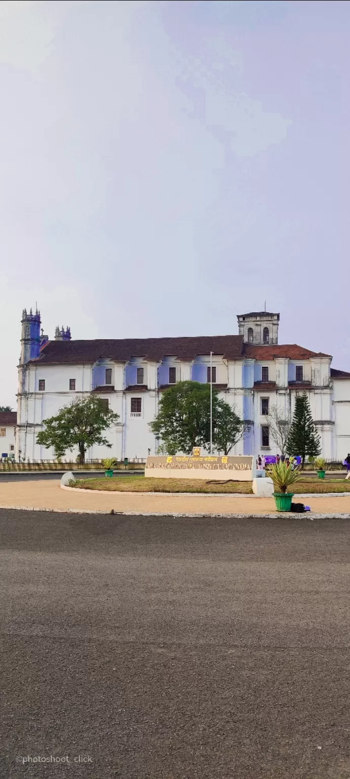 Photo of Basilica of Bom Jesus By Hemant Nannaware