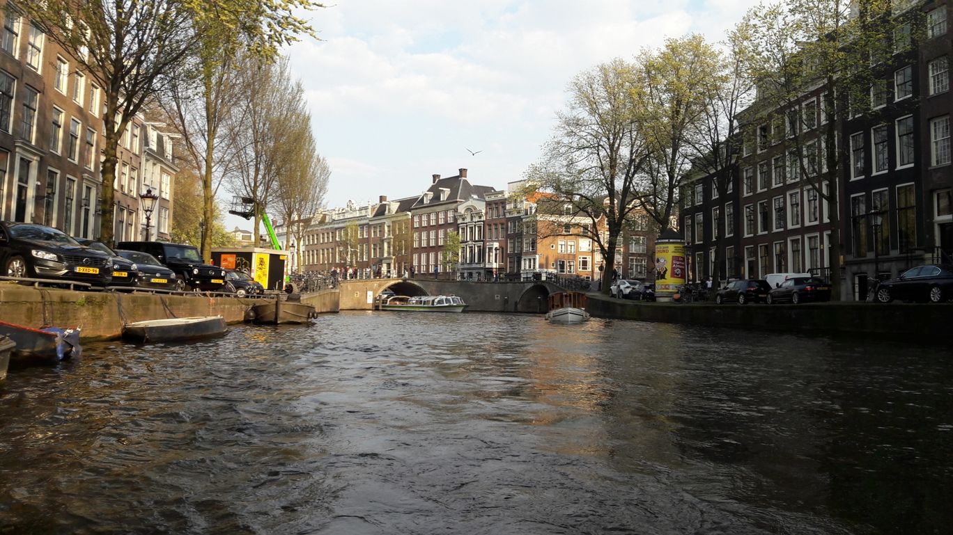 Photo of Amsterdam By gospels-of-mountainism
