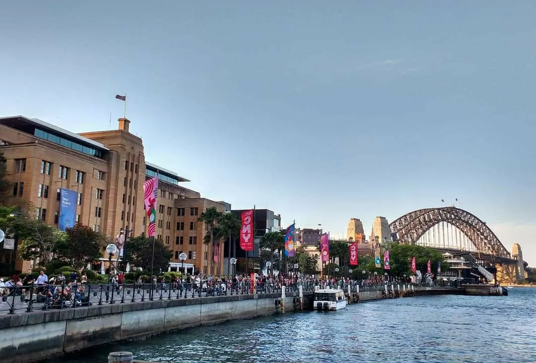 Photo of Harbour Bridge By Let's explore !