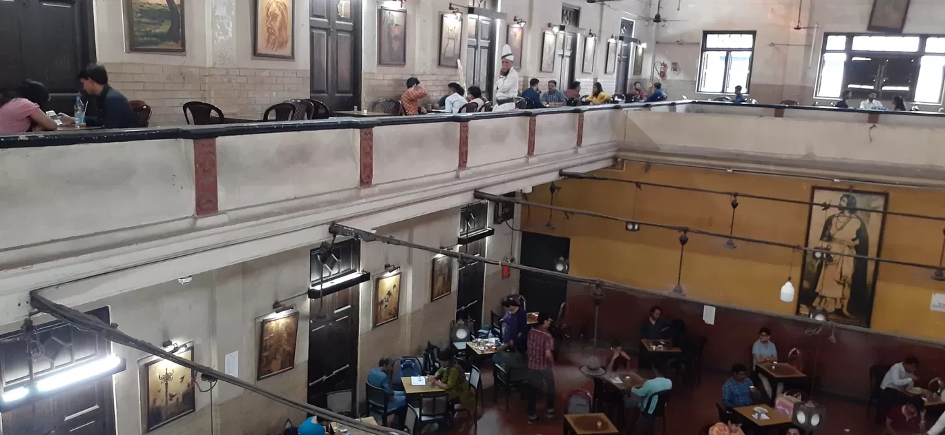 Photo of Coffee house (College Street) By Kaustav Ghosh
