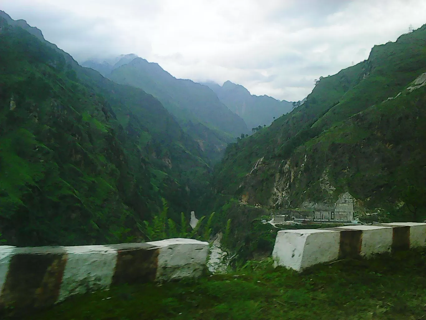 Photo of Chamoli By Raven V. Rockafellar