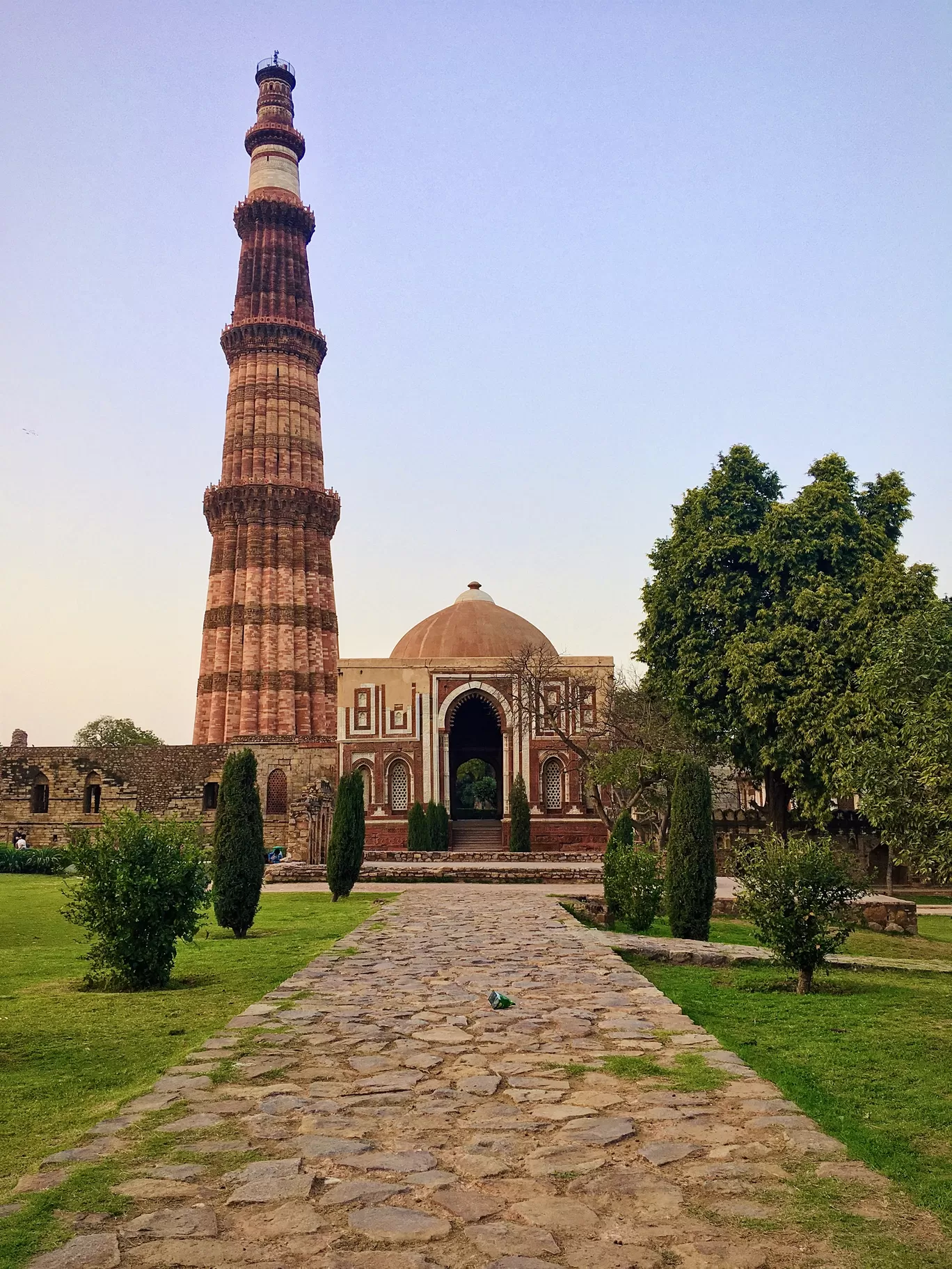 Photo of Qutub Minar By Mohammad Shoaib