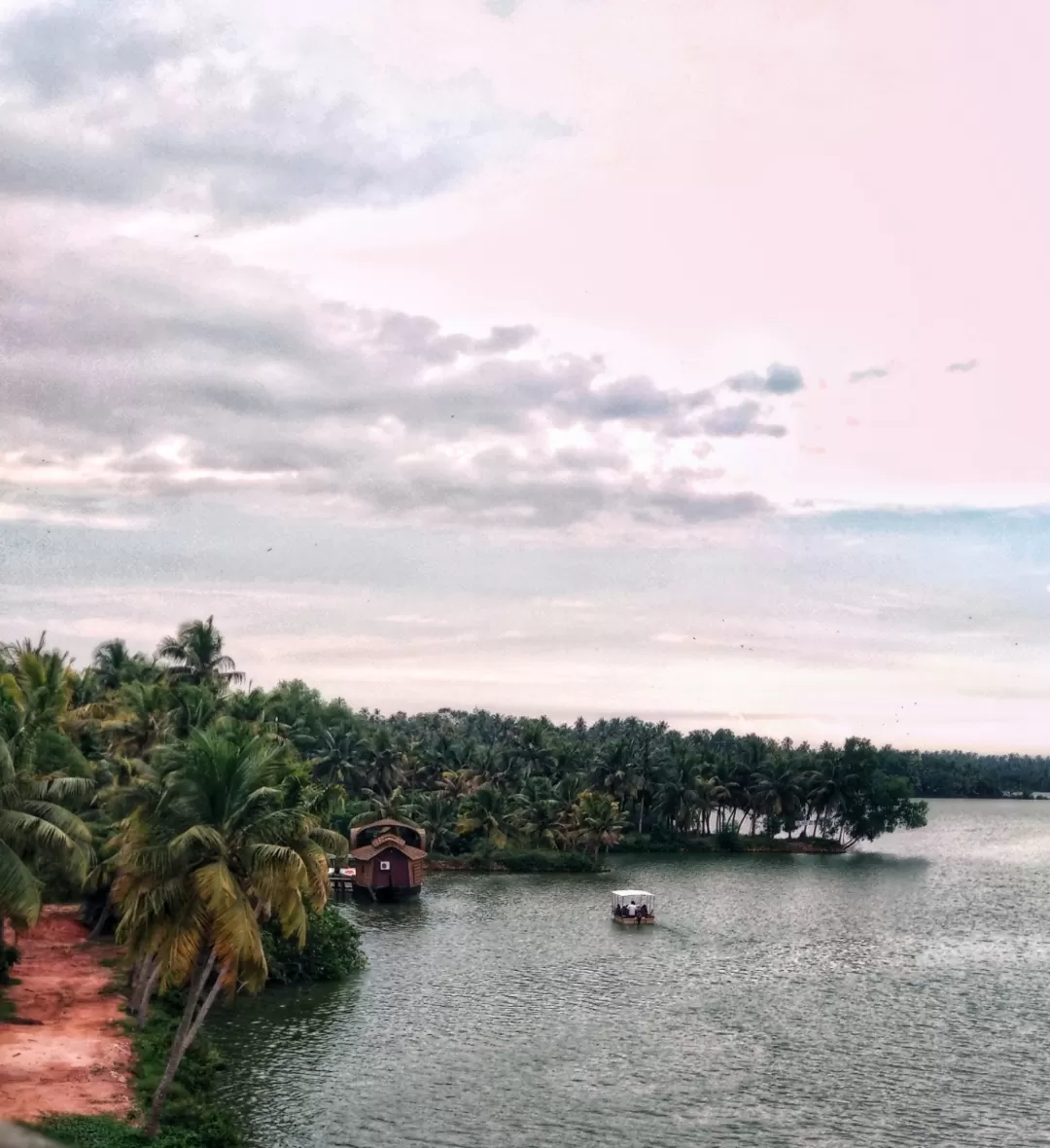 Photo of Varkala By Shreya Nawal