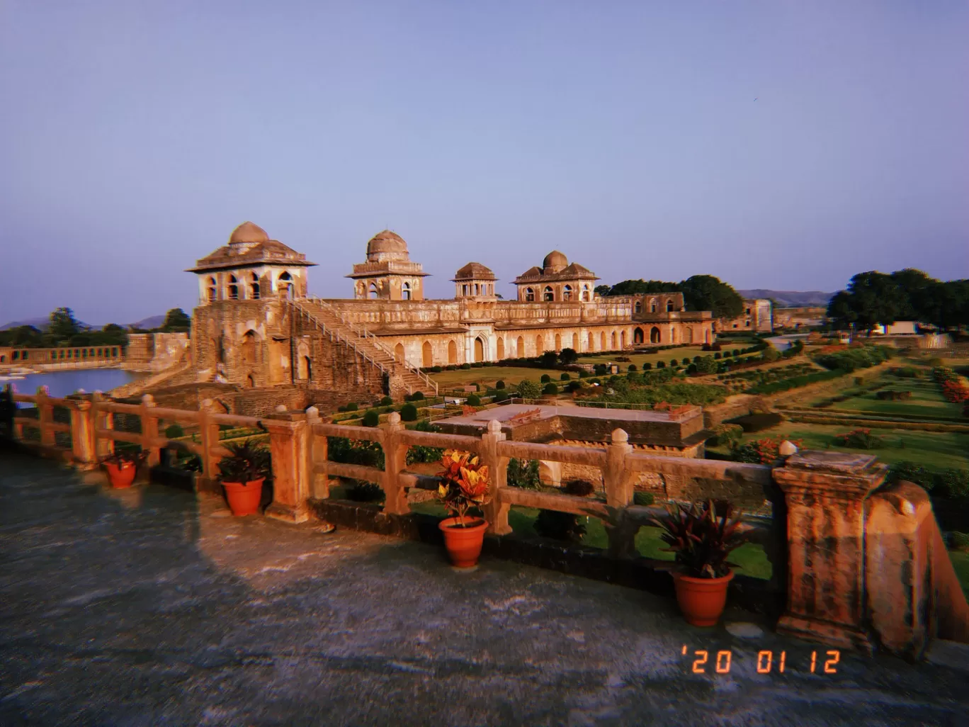 Photo of Jahaz Mahal Road By Mimansha Singh