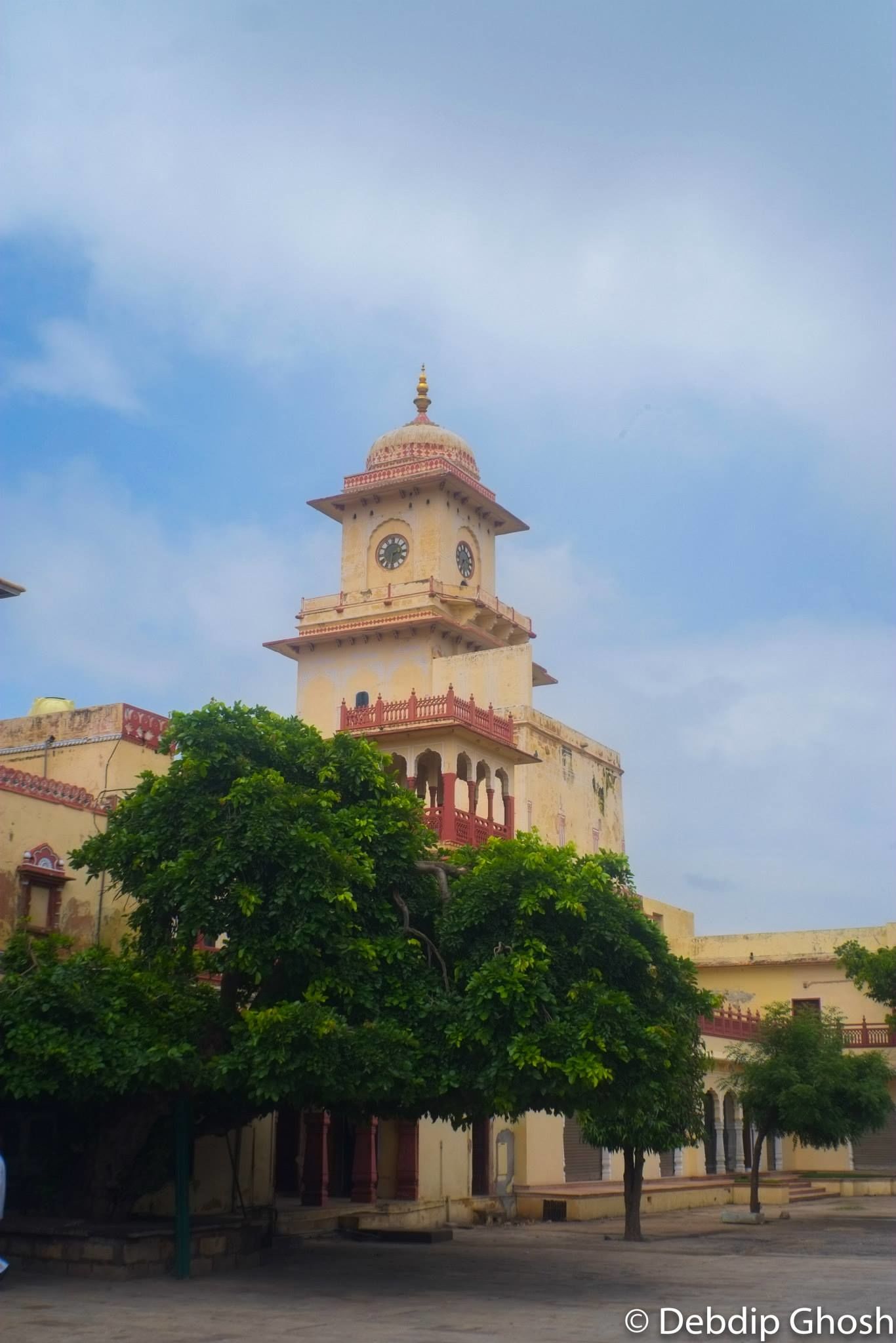 Photo of City of Royals – II By Debdip Ghosh