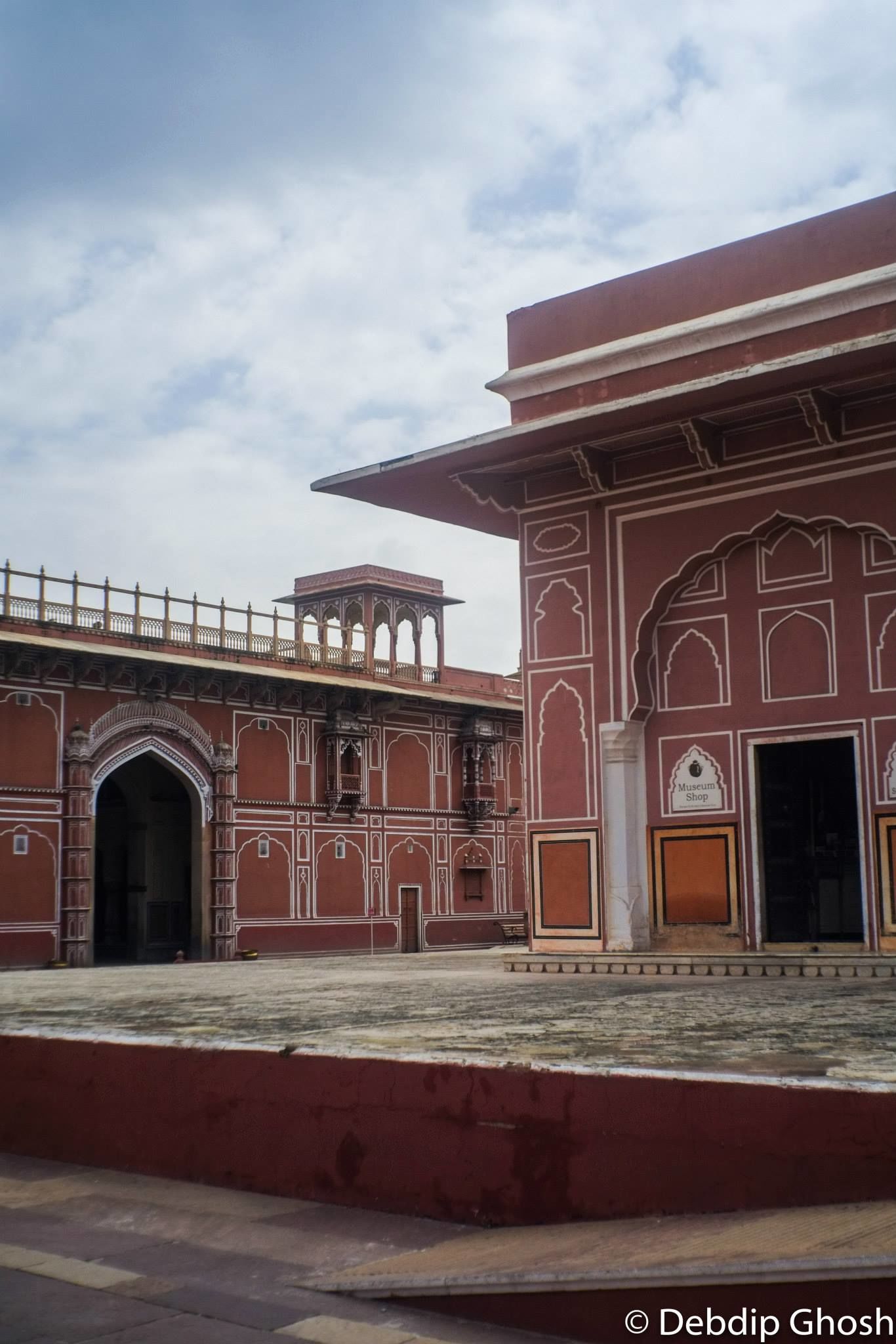 Photo of City of Royals – II By Debdip Ghosh