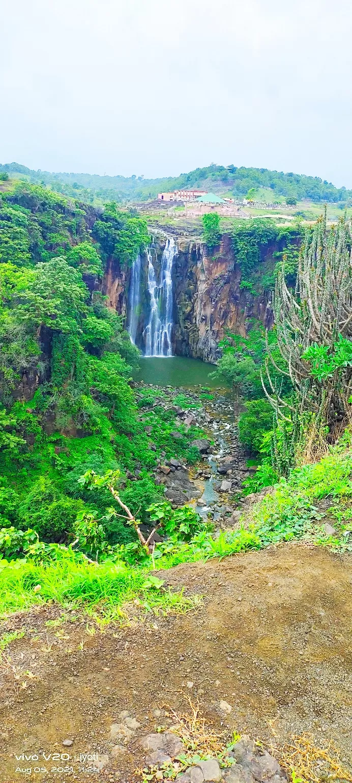Photo of Patalpani Waterfall By Jyoti Waskel