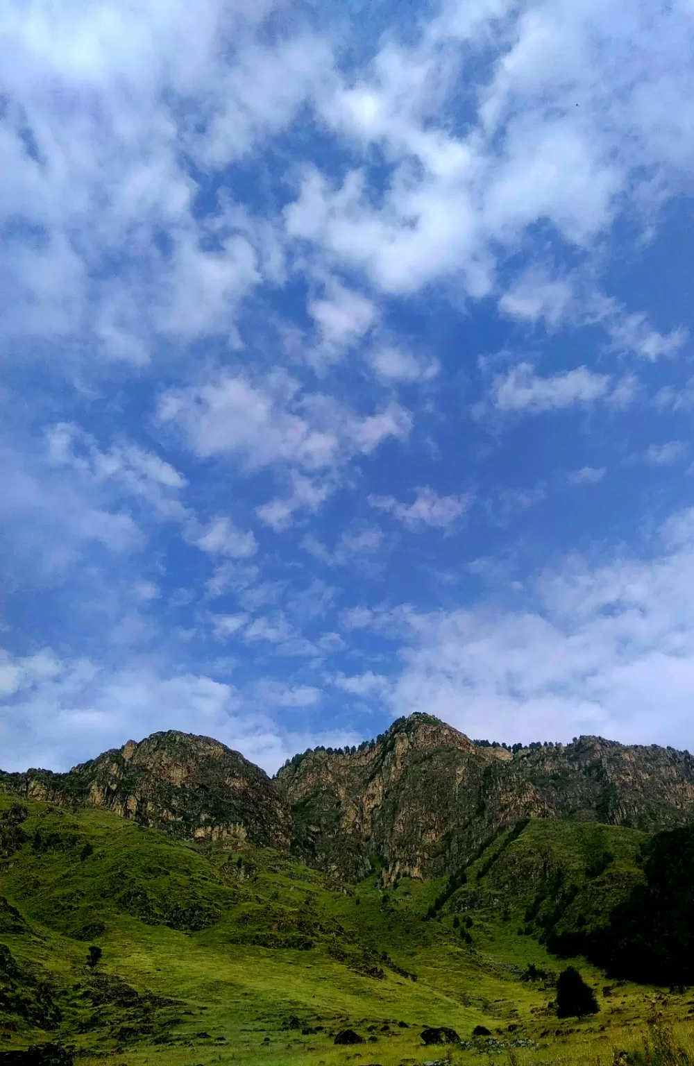 Photo of Zabarwan Hills By Adnan Ali Zahidani