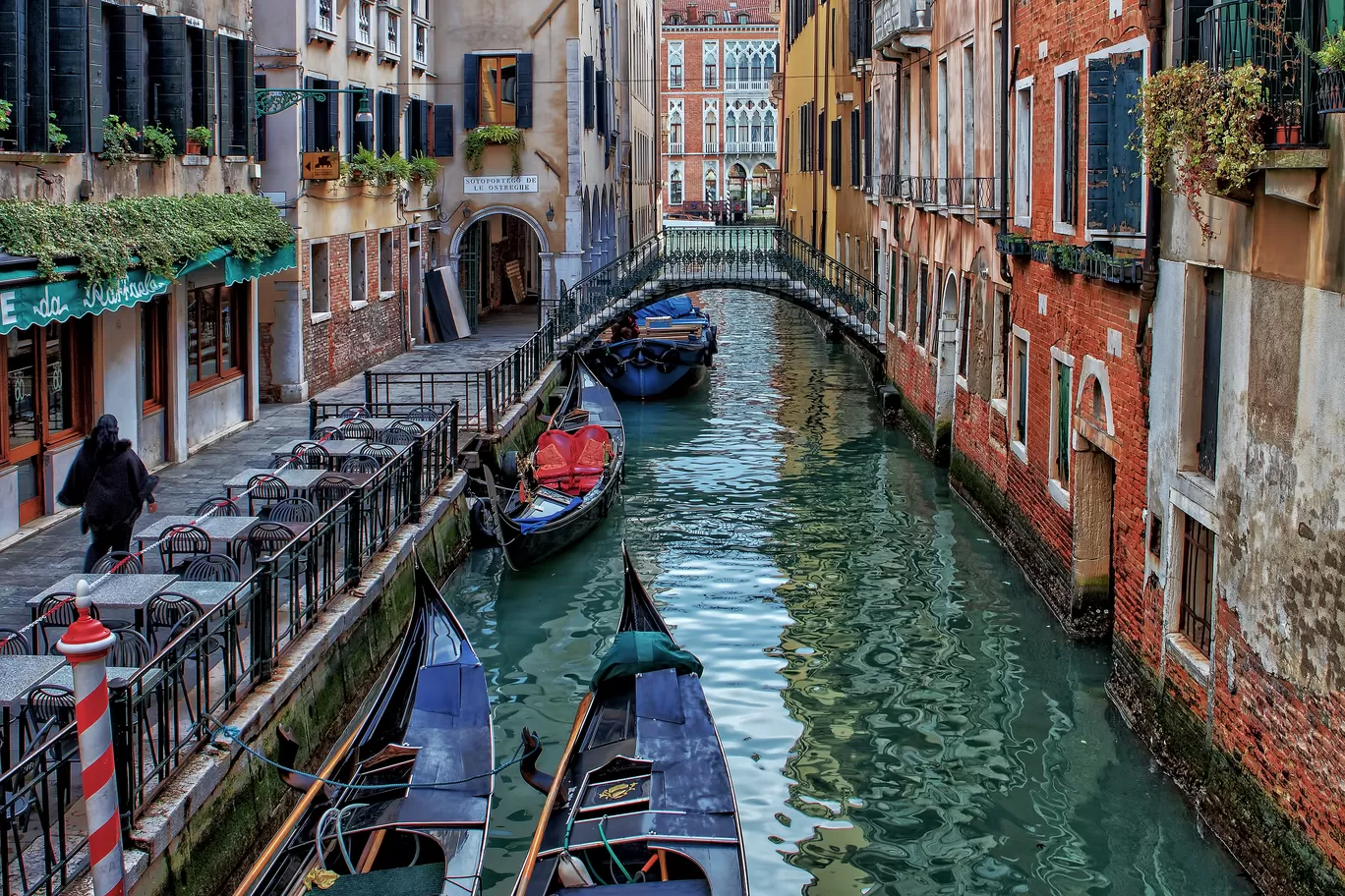 Photo of Metropolitan City of Venice By Best Trip Gallery