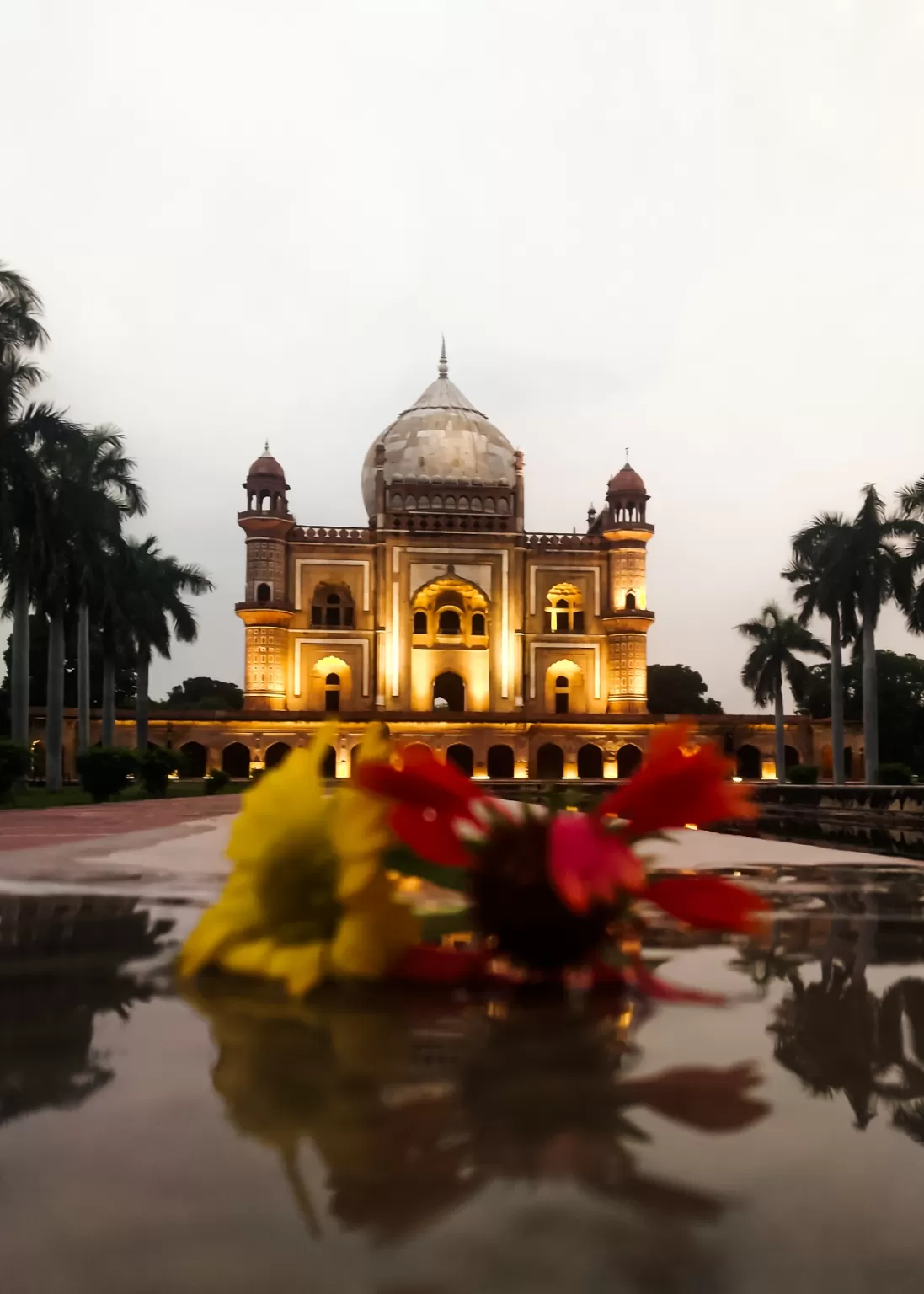 Photo of Safdarjung Tomb By Ajit Rathore