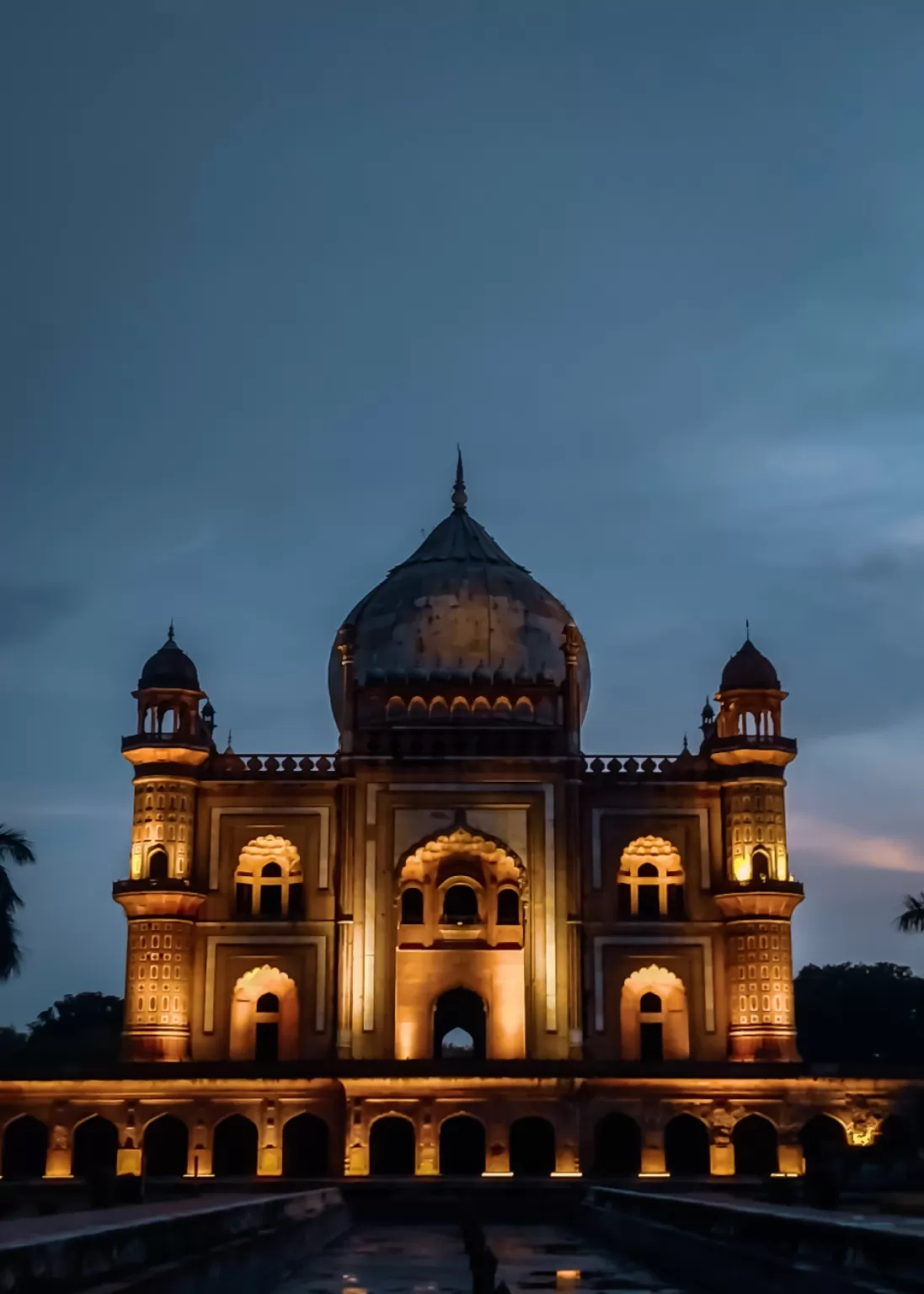 Photo of Safdarjung Tomb By Ajit Rathore