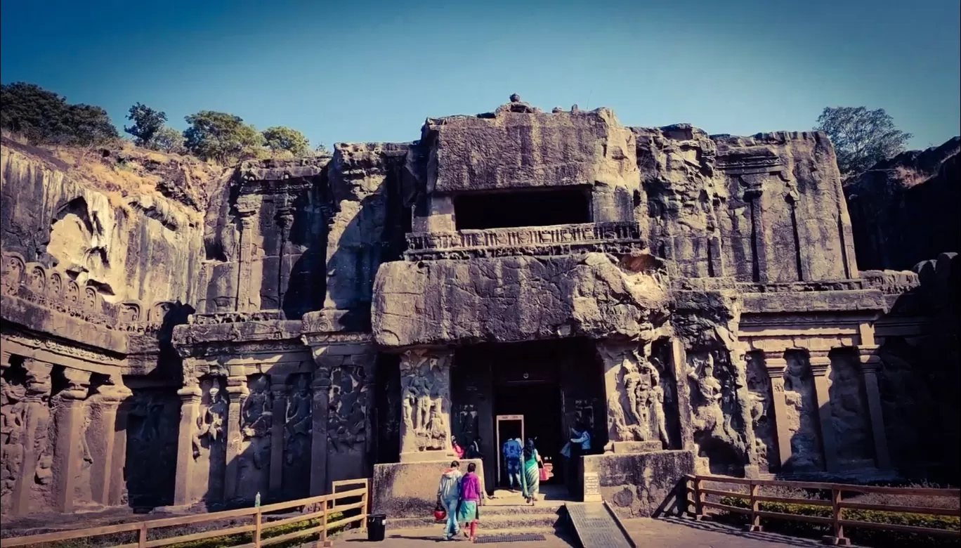 Photo of Ellora Cave 16 (The Kailāśa temple) By Following Psyche