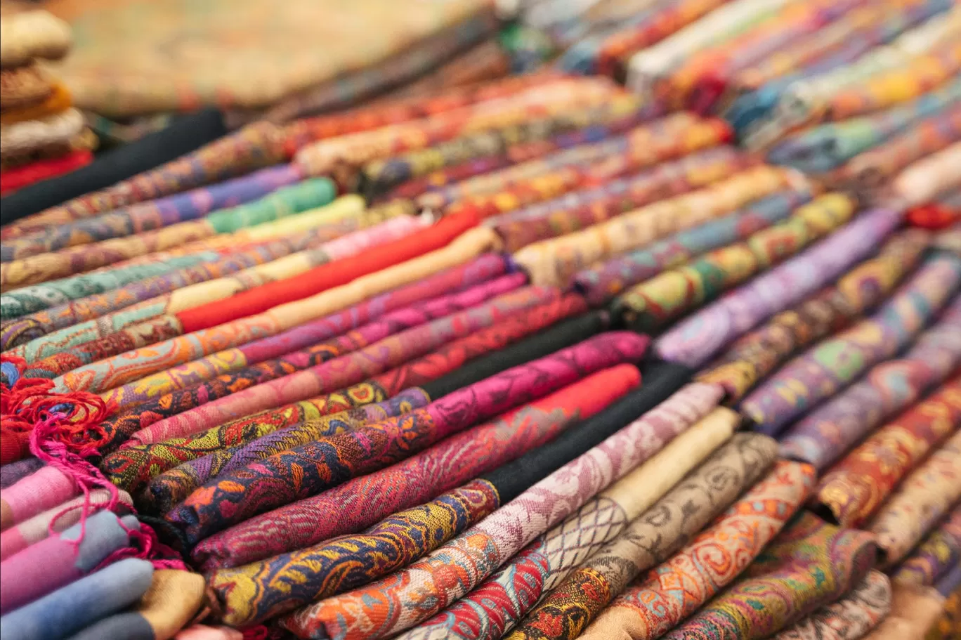 Photo of Cloth Market By Sri