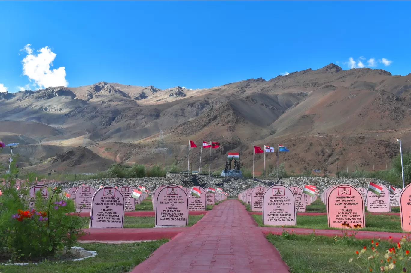 Photo of Kargil War Memorial By Neha Mourya